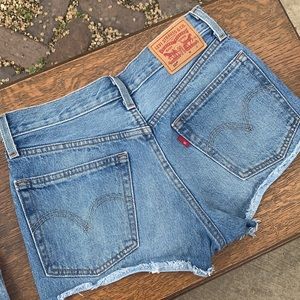 LEVI Jena shorts 501s